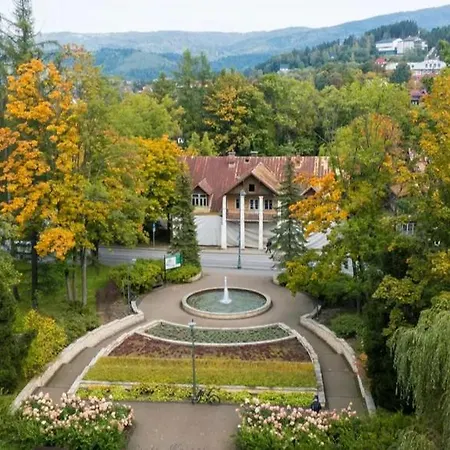 Pocieszna Podkowa Domek alpejski Rabka